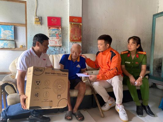 Ferroli ủng hộ đồng bào vùng lũ